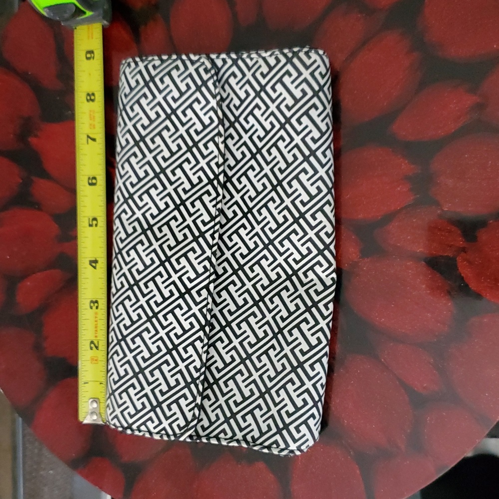 Black and white print wallet